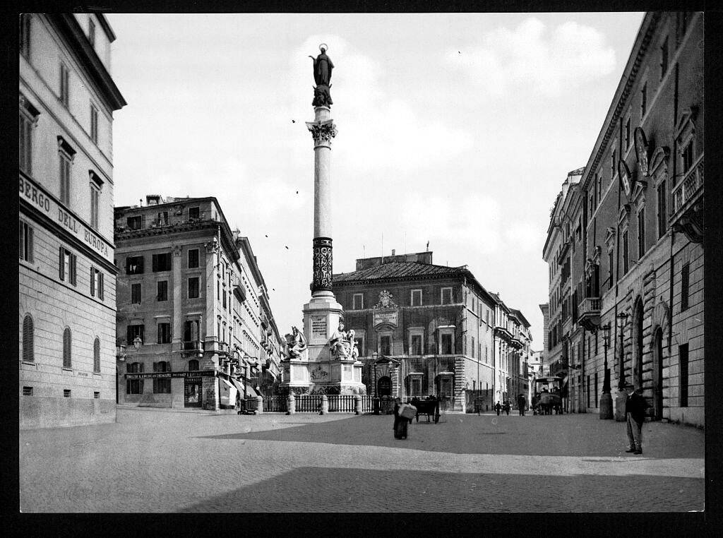 A photograph of Rome from the 1890s, the decade in which Maria Montessori studied medicine at the University of Rome.